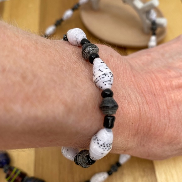 Handcrafted One of a Kind Artisan Recycled Glass and Paper Beads Jewelry Set - Picture 8 of 9